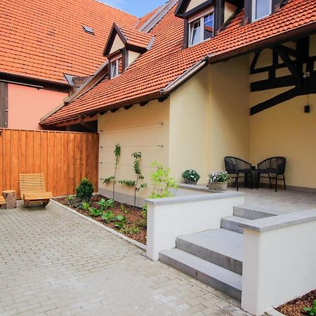 Gasthof Pension Zum Goldenen Hirschen Burgbernheim Ngoại thất bức ảnh